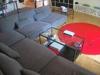 voyeurcam-julmodels-living-3