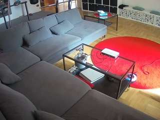 voyeurcam-julmodels-living-3 webcam
