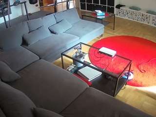 voyeurcam-julmodels-living-3 webcam