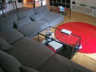 voyeurcam-julmodels-living-3 webcam