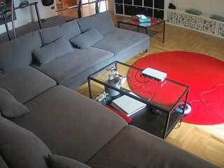 voyeurcam-julmodels-living-3 webcam