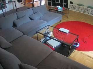 voyeurcam-julmodels-living-3 webcam