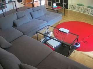 voyeurcam-julmodels-living-3