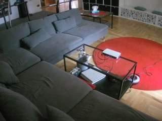 voyeurcam-julmodels-living-3