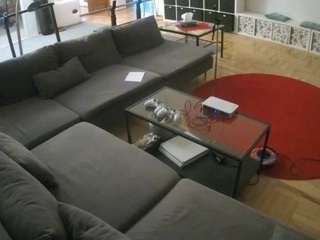 voyeurcam-julmodels-living-3