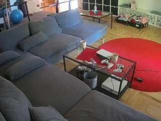 voyeurcam-julmodels-living-3 webcam model