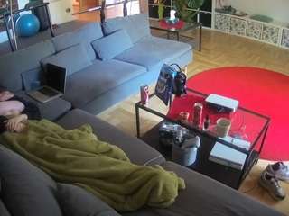 voyeurcam-julmodels-living-3