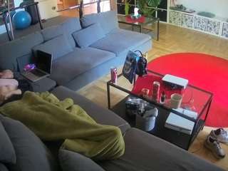 voyeurcam-julmodels-living-3