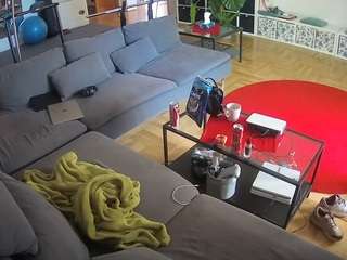 voyeurcam-julmodels-living-3
