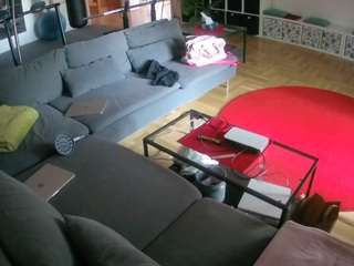 voyeurcam-julmodels-living-3