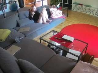 voyeurcam-julmodels-living-3