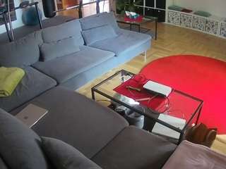 voyeurcam-julmodels-living-3
