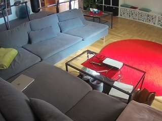voyeurcam-julmodels-living-3