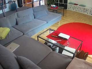 voyeurcam-julmodels-living-3