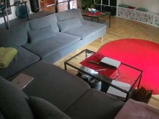 voyeurcam-julmodels-living-3