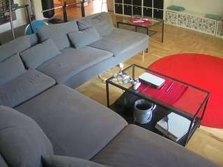 voyeurcam-julmodels-living-3