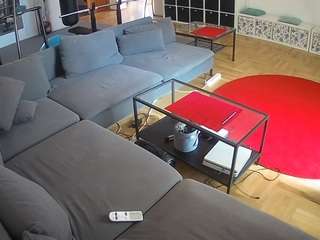 voyeurcam-julmodels-living-3