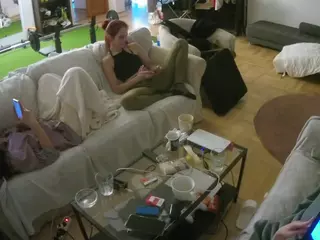 Julmodels Living-3's Live Sex Cam Show