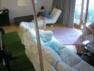 Bongocam camsoda voyeurcam-julmodels-living-4