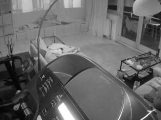 voyeurcam-julmodels-living-4