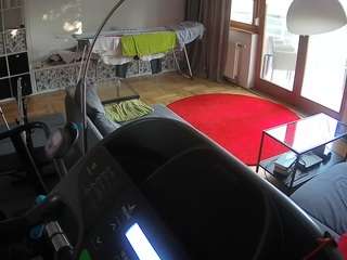 voyeurcam-julmodels-living-4