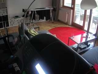 voyeurcam-julmodels-living-4