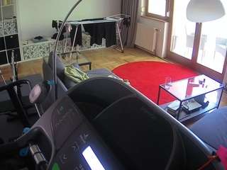 voyeurcam-julmodels-living-4