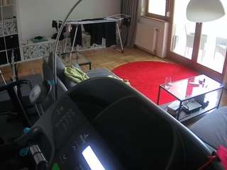 voyeurcam-julmodels-living-4