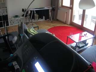 voyeurcam-julmodels-living-4 Thumb Image