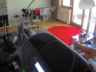 voyeurcam-julmodels-living-4