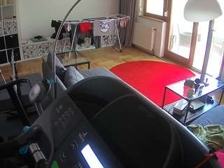 voyeurcam-julmodels-living-4