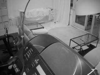 voyeurcam-julmodels-living-4