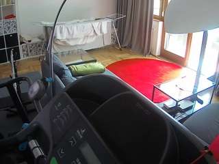 voyeurcam-julmodels-living-4