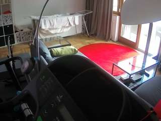 voyeurcam-julmodels-living-4