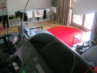 voyeurcam-julmodels-living-4