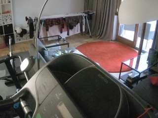 voyeurcam-julmodels-living-4
