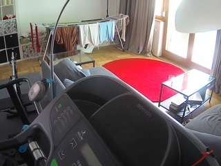 voyeurcam-julmodels-living-4