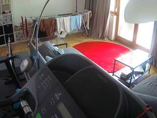voyeurcam-julmodels-living-4