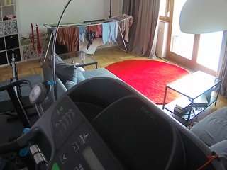 voyeurcam-julmodels-living-4