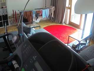 voyeurcam-julmodels-living-4