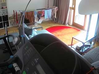 voyeurcam-julmodels-living-4