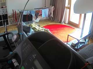 voyeurcam-julmodels-living-4