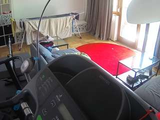voyeurcam-julmodels-living-4