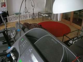 voyeurcam-julmodels-living-4