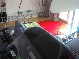 voyeurcam-julmodels-living-4 camsoda