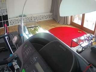 voyeurcam-julmodels-living-4