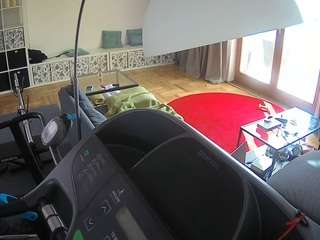 voyeurcam-julmodels-living-4