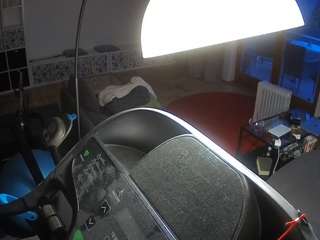 voyeurcam-julmodels-living-4