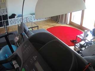 voyeurcam-julmodels-living-4