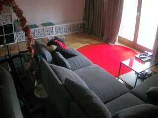 voyeurcam-julmodels-living-4 camsoda